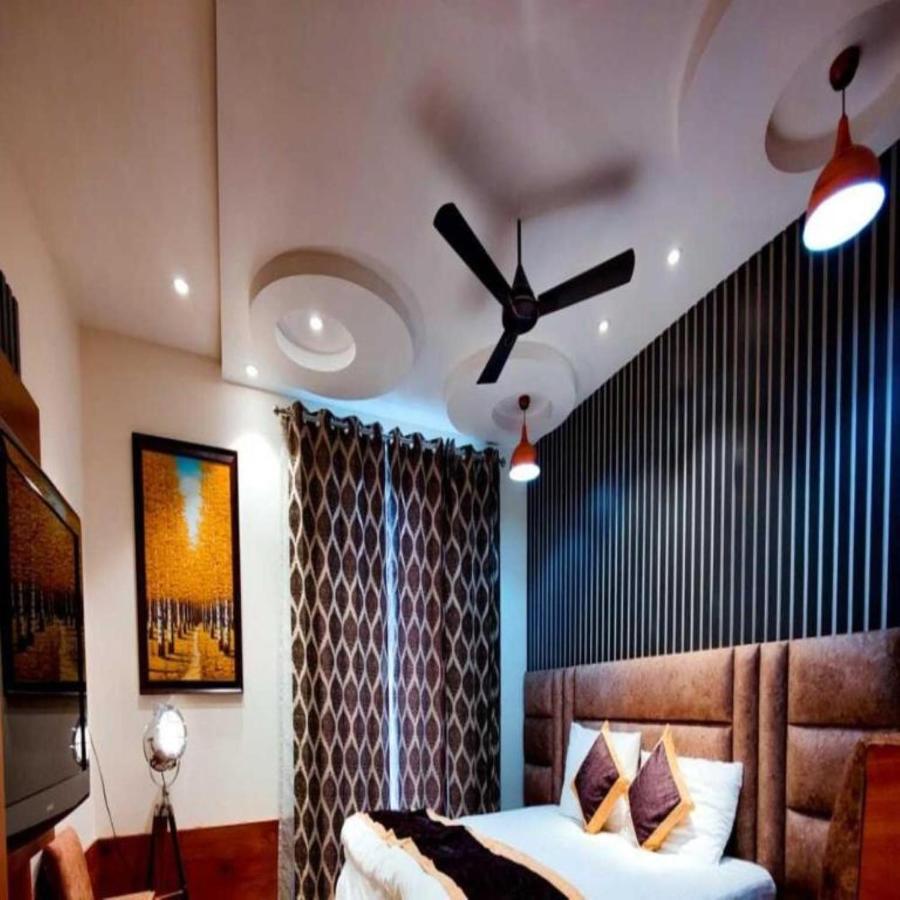 Hotel Joylife- Chottu Ram Chowk Rohtak Haryana Екстериор снимка