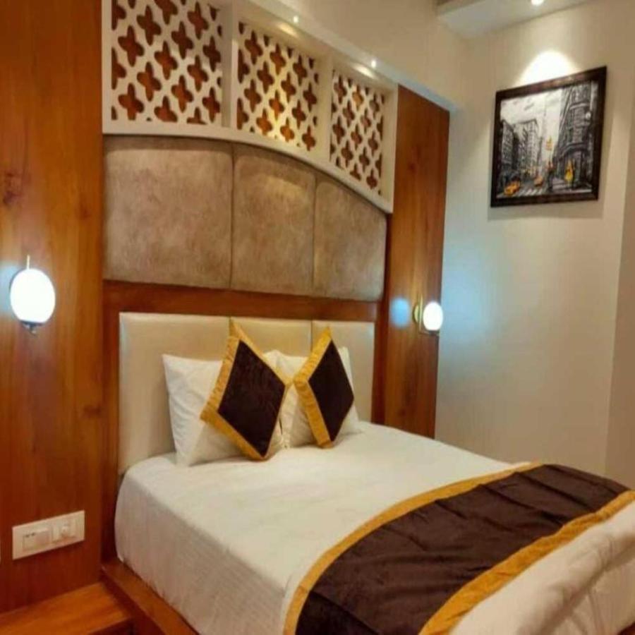 Hotel Joylife- Chottu Ram Chowk Rohtak Haryana Екстериор снимка
